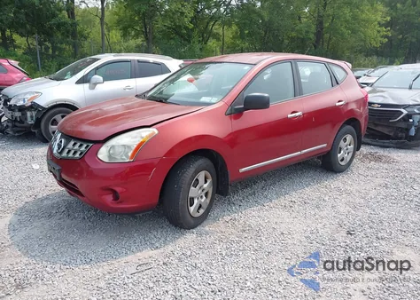 2013 Nissan Rogue S z USA, uszkodzony, nr VIN JN8AS5MV8DW110349